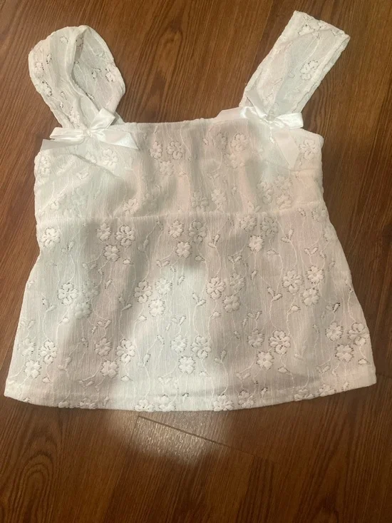 SHEIN White Floral Lace Camisole with Bow Straps - Picture 1 of 5